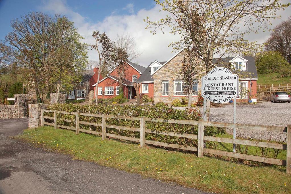 מלון Donegal Town Ard Na Breatha House מראה חיצוני תמונה